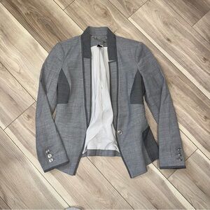 White House Black Market Gray Blazer wool collarless notch lapel color block
